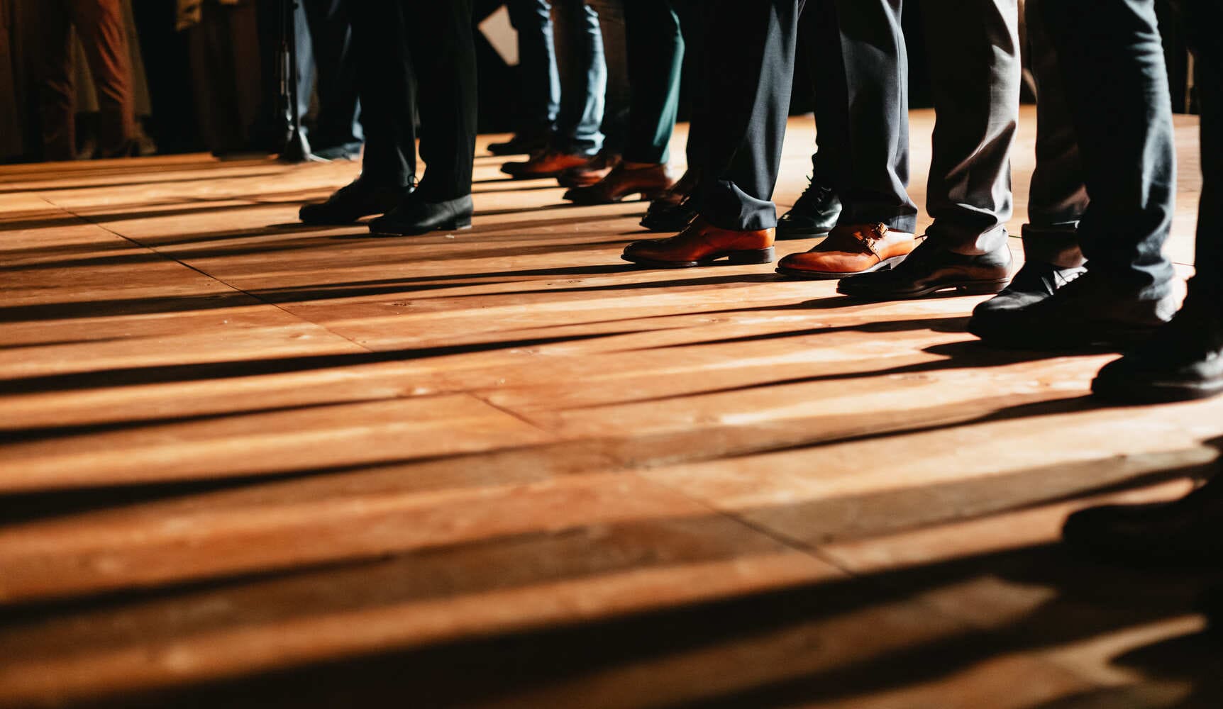 Gruppe steht in der reihe für Square Dance
